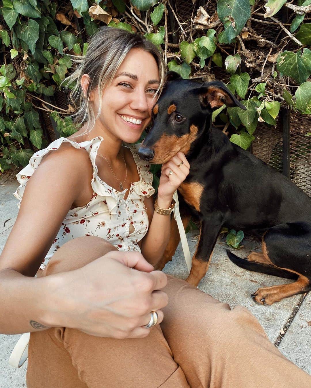 Camden Scottのインスタグラム：「I know I post a lot of cute content of Riggs and Frank (mainly pics of Riggins bc Frank doesn’t actually like having his pic taken, I know what a diva) and trust me, they’re really freaking cute, great dogs, but I also feel it’s important to share how f*cking hard it is to have a dog. I know so many people are getting dogs during quarantine so thought it was time for another instagram vs reality moment. I’ve cleaned up plant debris and literally dog poop Riggs brings it from outside THREE times today, Frank still is super nervous around new dogs and people, and my entire life (literally my whole schedule everyday) revolves around them. Dogs are the best, they will improve your life so much, but don’t forget about the constant care and attention they need! I will also now not being having kids for a very long time, sorry mom!」