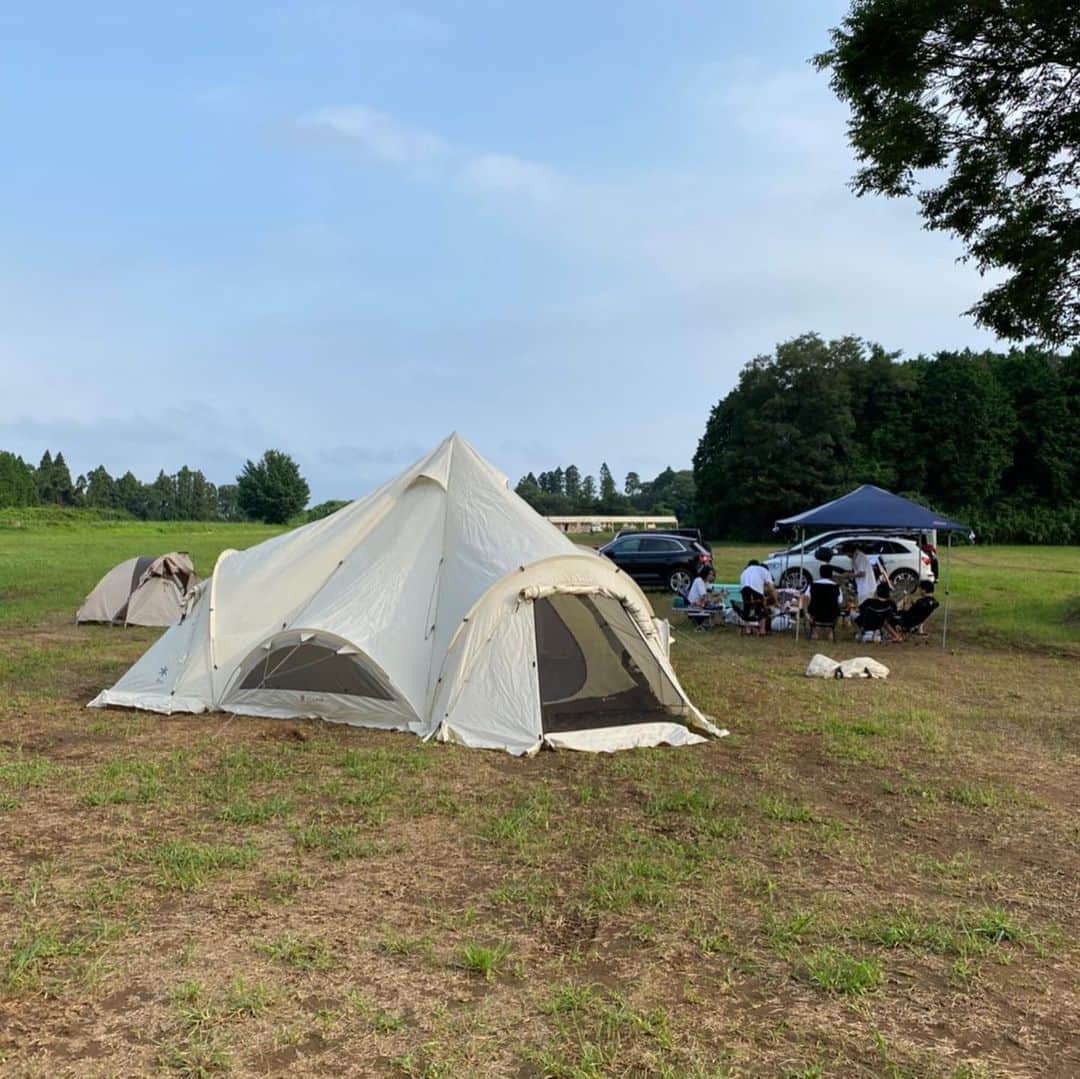 森公平さんのインスタグラム写真 - (森公平Instagram)「グルキャンはグルキャンで楽しい☺️ 色んなキャンプのスタイルあるけどそれぞれ良さが違って楽しい！！  寝起きを激写されたりするのはグルキャンならではw  #camping #camp #キャンプ #グルキャン #ソロキャンプ #寝起きドッキリ #キャンプが好きだ #キャンプブ」8月4日 10時39分 - mori_koheidesu