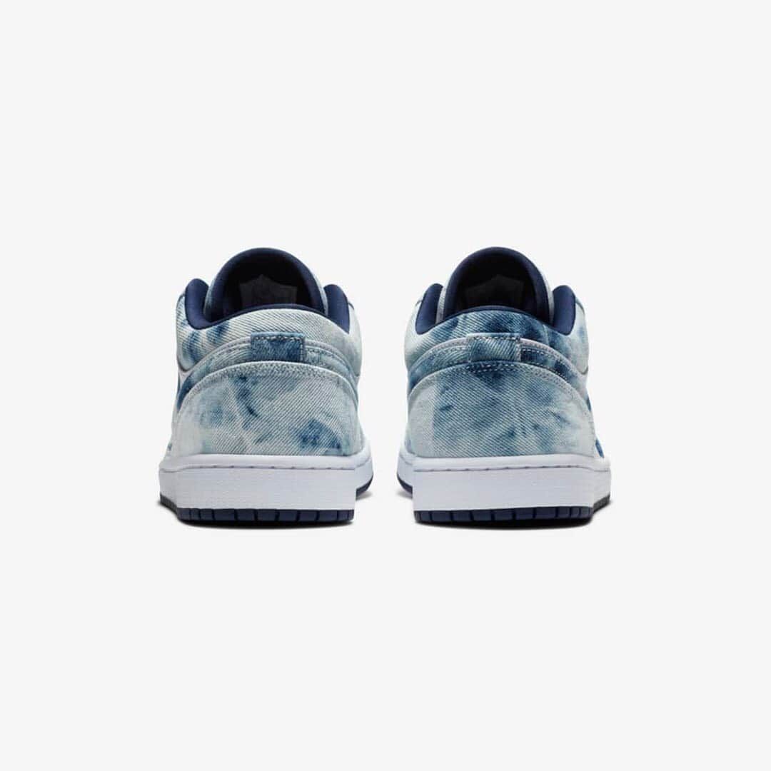 HYPEBEASTさんのインスタグラム写真 - (HYPEBEASTInstagram)「@hypebeastkicks: The Air Jordan 1 has been given a cloudy “Washed Denim” makeover. It takes on a denim upper that’s been treated in a light wash with faded notes of indigo, while a clean white @jumpman23 logo has been etched onto the top of the shoe’s tongue, complemented by bold hits of navy. They'll likely see a global release soon so stay tuned.⁠⠀⁠⠀ Photo: Nike」8月4日 10時51分 - hypebeast