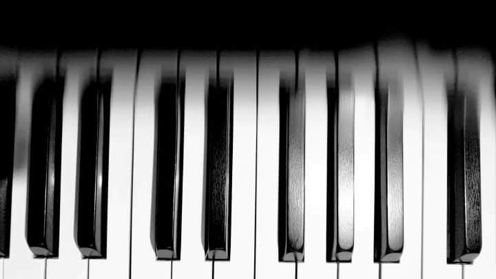 大久保裕太のインスタグラム：「『CHANSON』. #piano#pianoman#okbpiano#instapiano #goodnight」