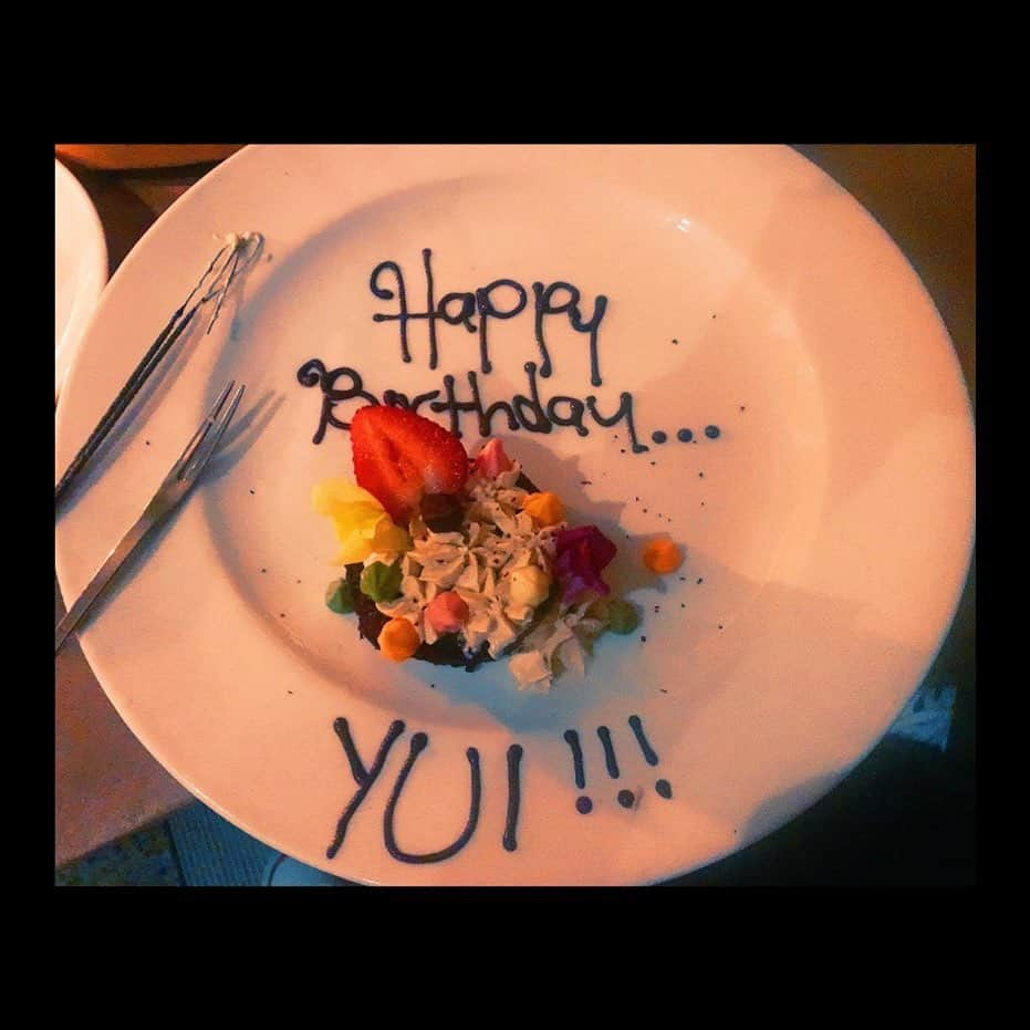 北出ゆいさんのインスタグラム写真 - (北出ゆいInstagram)「しあわせ☺️🎂」8月4日 21時42分 - yuiyui_nstagram