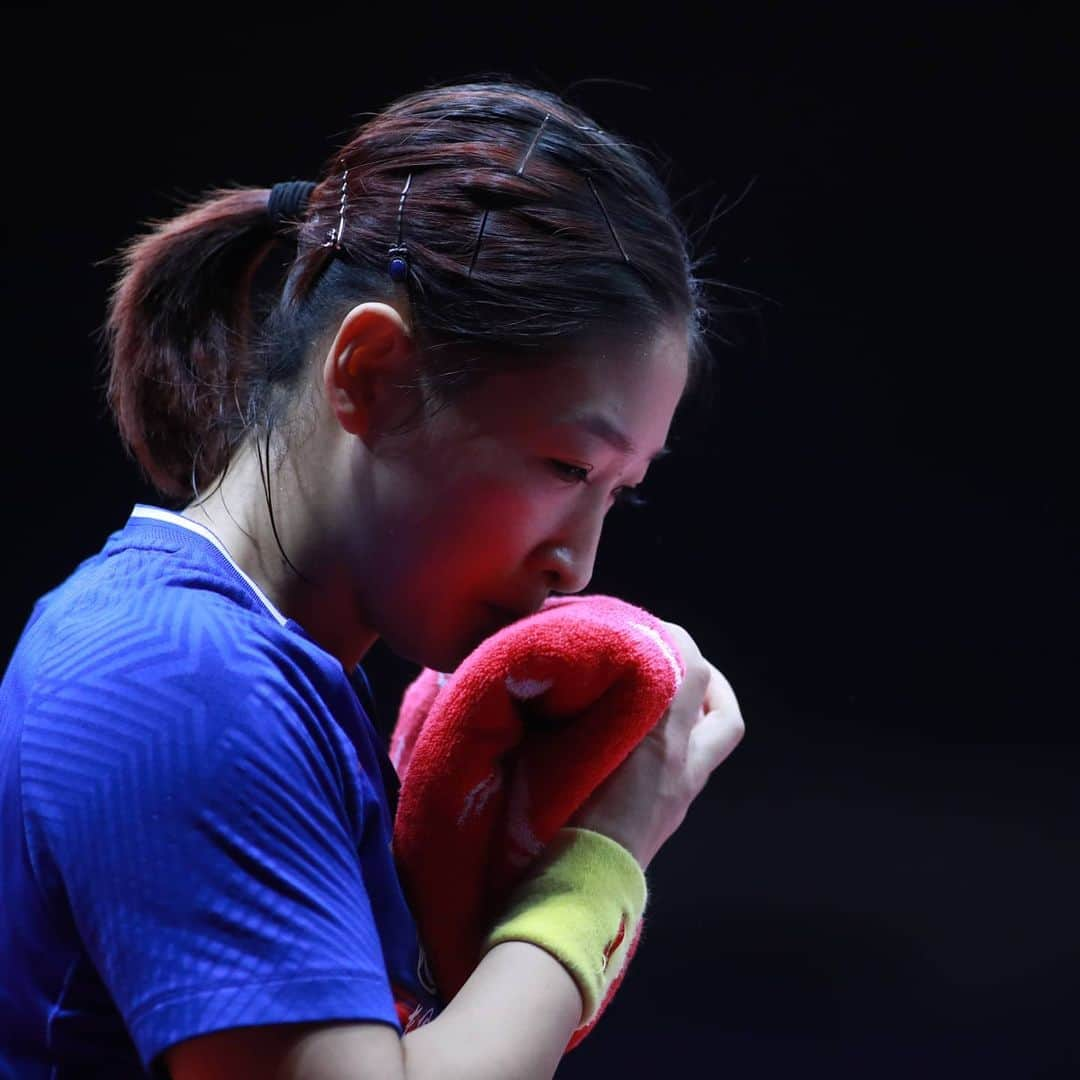 ITTF Worldさんのインスタグラム写真 - (ITTF WorldInstagram)「Remember Liu Shiwen's record 5th #ITTFWorldCup 👑? What was she thinking during the fateful match against Zhu Yuling at #Chengdu2019 🤔💭」8月4日 15時07分 - wtt