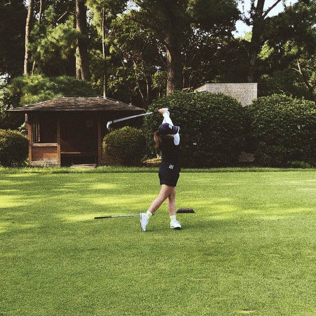 井上沙紀さんのインスタグラム写真 - (井上沙紀Instagram)「🏌️‍♀️⛳️ #golf #7iron」8月4日 15時45分 - inouesaki_1997