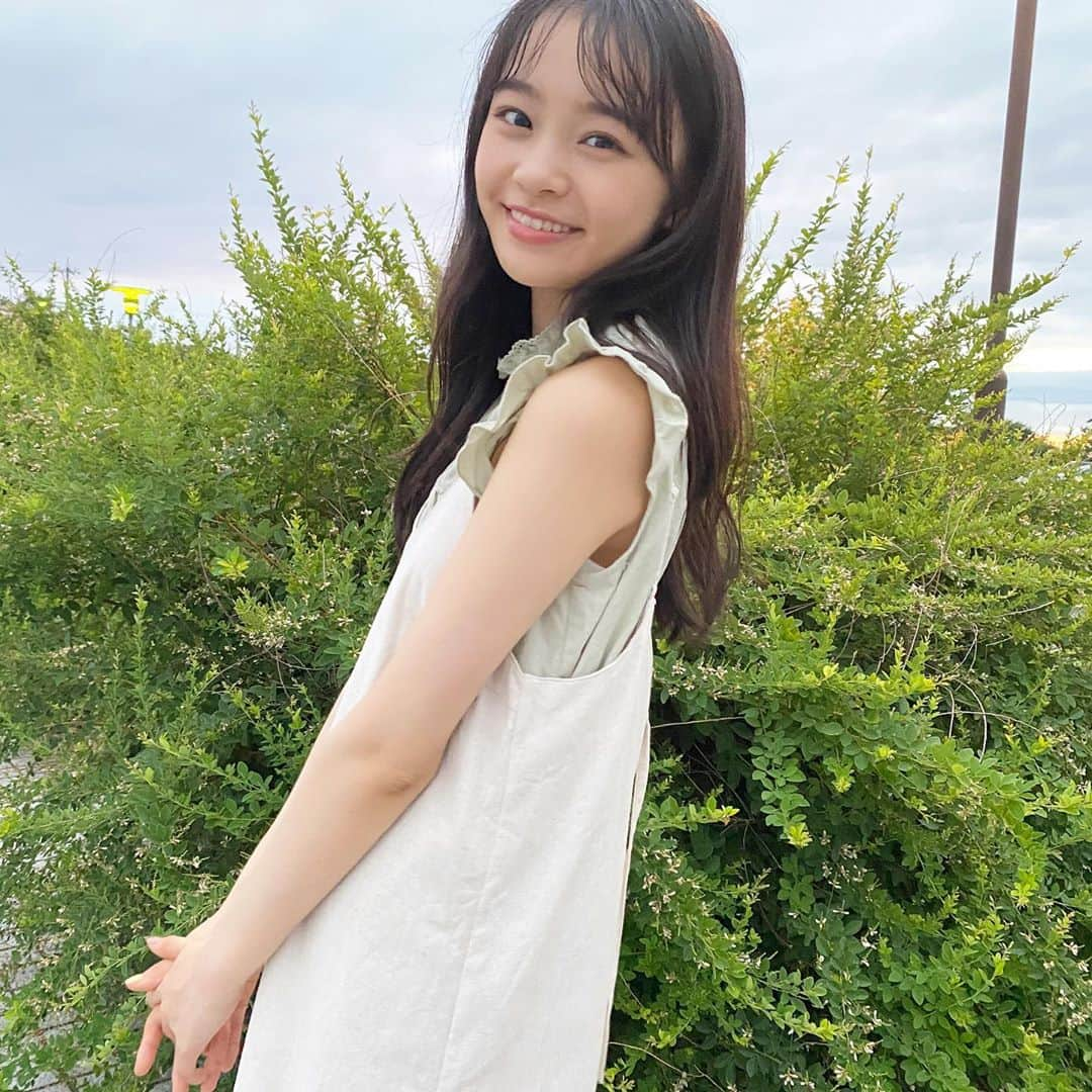 林芽亜里さんのインスタグラム写真 - (林芽亜里Instagram)「🎀﻿ ﻿ 🌱 #めありの想像の中の女の子たち 🌱﻿ ﻿ お家の中のいたるところに観葉植物を飾ってそうな女の子☘️﻿ ﻿ 緑がたくさんあるっていいよね~！﻿ ﻿ GRLはプチプラだから、普段着ないような色とかも挑戦できるんです🐥﻿ この日もグリーンカラーを初めて着てみました\(◡̈)/﻿ ﻿ ﻿ #ニコラ #林芽亜里 #GRL」8月4日 16時20分 - meari__hayashi