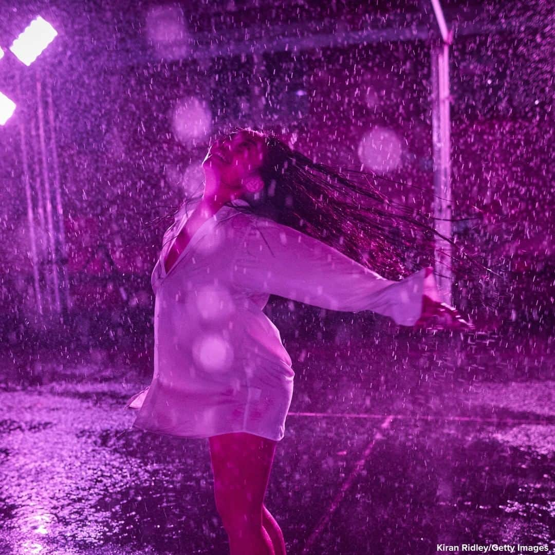 ABC Newsさんのインスタグラム写真 - (ABC NewsInstagram)「Woman dances at the 'Purple Rain' installation at the Lycée Jacques-Decour in Paris, France.  The installation is a tribute to the Prince song and allows visitors to role-play while equipped with umbrellas and accompanied by the song. #prince #purplerain」8月4日 22時14分 - abcnews