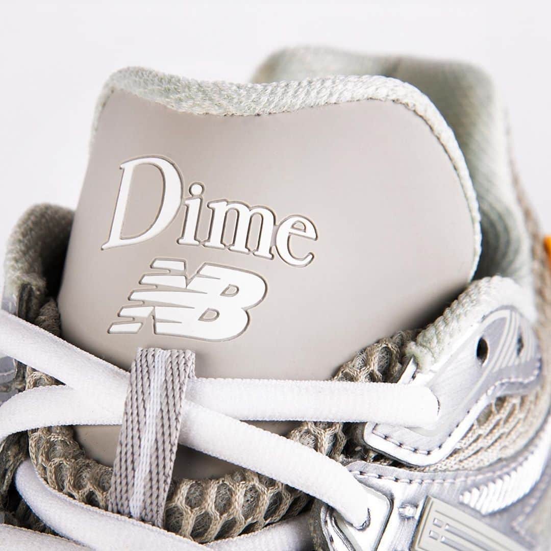 HYPEBEASTさんのインスタグラム写真 - (HYPEBEASTInstagram)「@hypebeastkicks: @dimemtl has teased an upcoming collaboration with @newbalance. Stay tuned for a full look at the shoe and for its release notes.⁠ Photo: Dime」8月4日 16時45分 - hypebeast