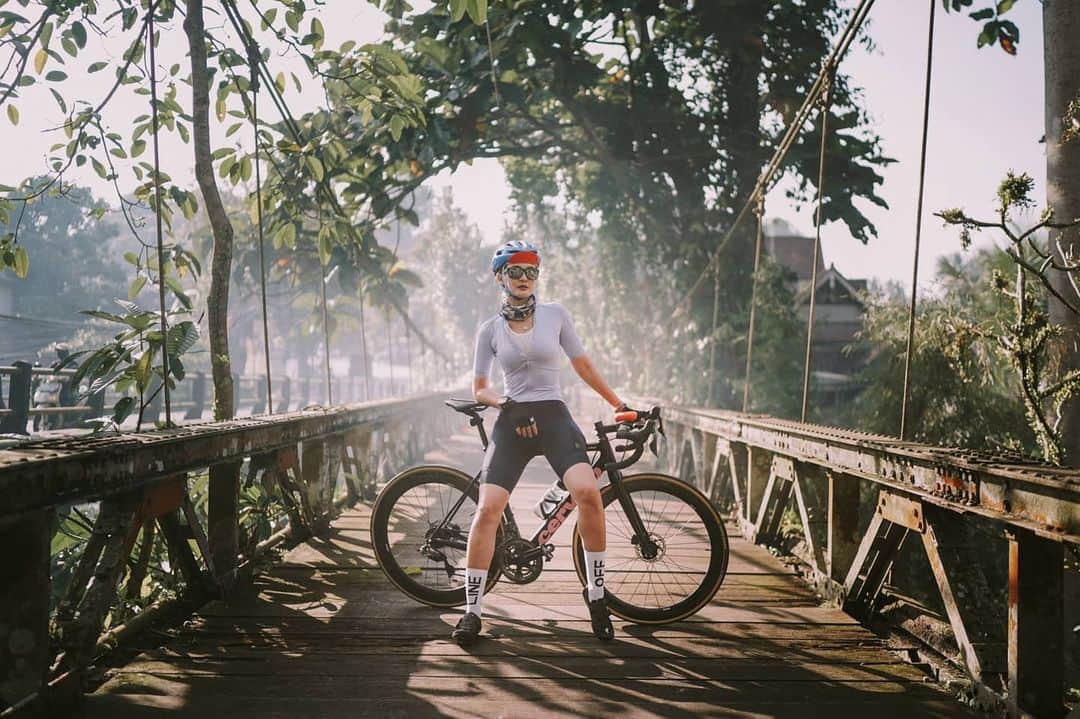 ルナ・マヤさんのインスタグラム写真 - (ルナ・マヤInstagram)「Cycling around ubud 🤩 #bali #ride」8月4日 17時35分 - lunamaya