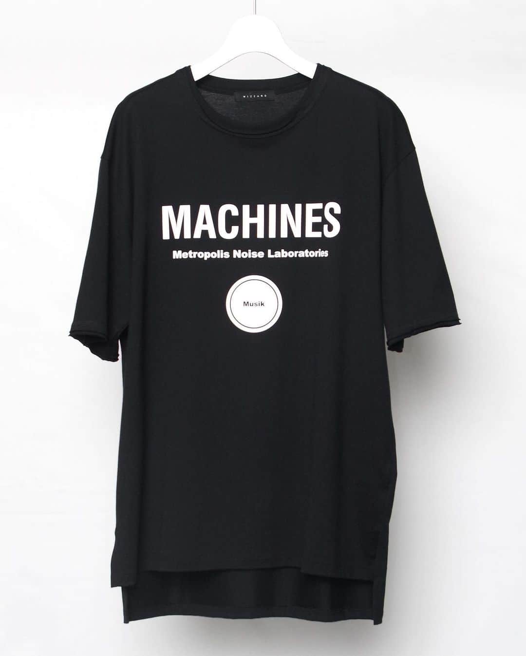 ウィザードのインスタグラム：「2020 FALL WINTER COLLECTION “Metropolis Noise Laboratories"  GRAPHIC T-SHIRTS "MACHINES"  In Stock.  https://wizzard.stores.jp/  #wizzard_fac  #wizzard  #fashion  #tokyofashion  #streetfashion  #fashionphoto #designersbrand  #domesticbrand  #mensfashion #2020aw  #メンズファッション #ファッションブランド #ウィザード #プリントtシャツ  #グラフィックtシャツ」