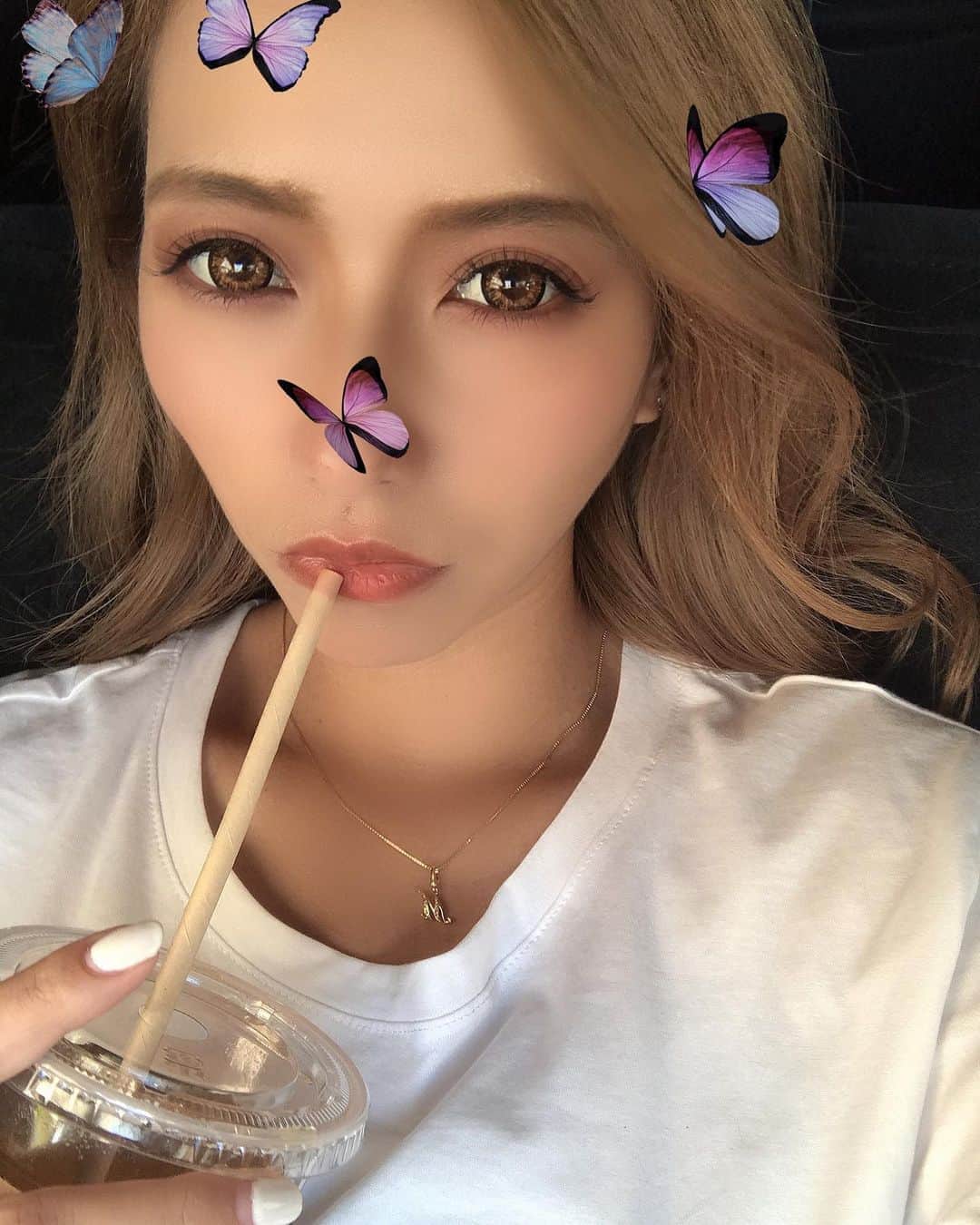 のインスタグラム：「☀️🌻☀️🌻☀️🌻☀️🌻. . . 今日も日差したっぷりで きもち〜日だったなぁ♡  スタバではいつもラテ系を 飲むんだけど、今日は シトラスティー🍃飲んだ𖠚ᐝ  ハマる予感………♡  #starbucks #スタバ #シトラスティー」