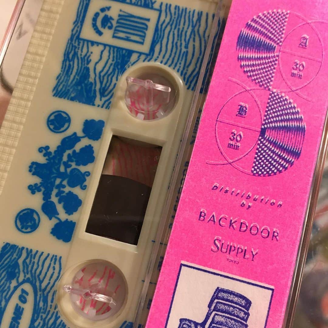 クーピーのインスタグラム：「📼🎧」
