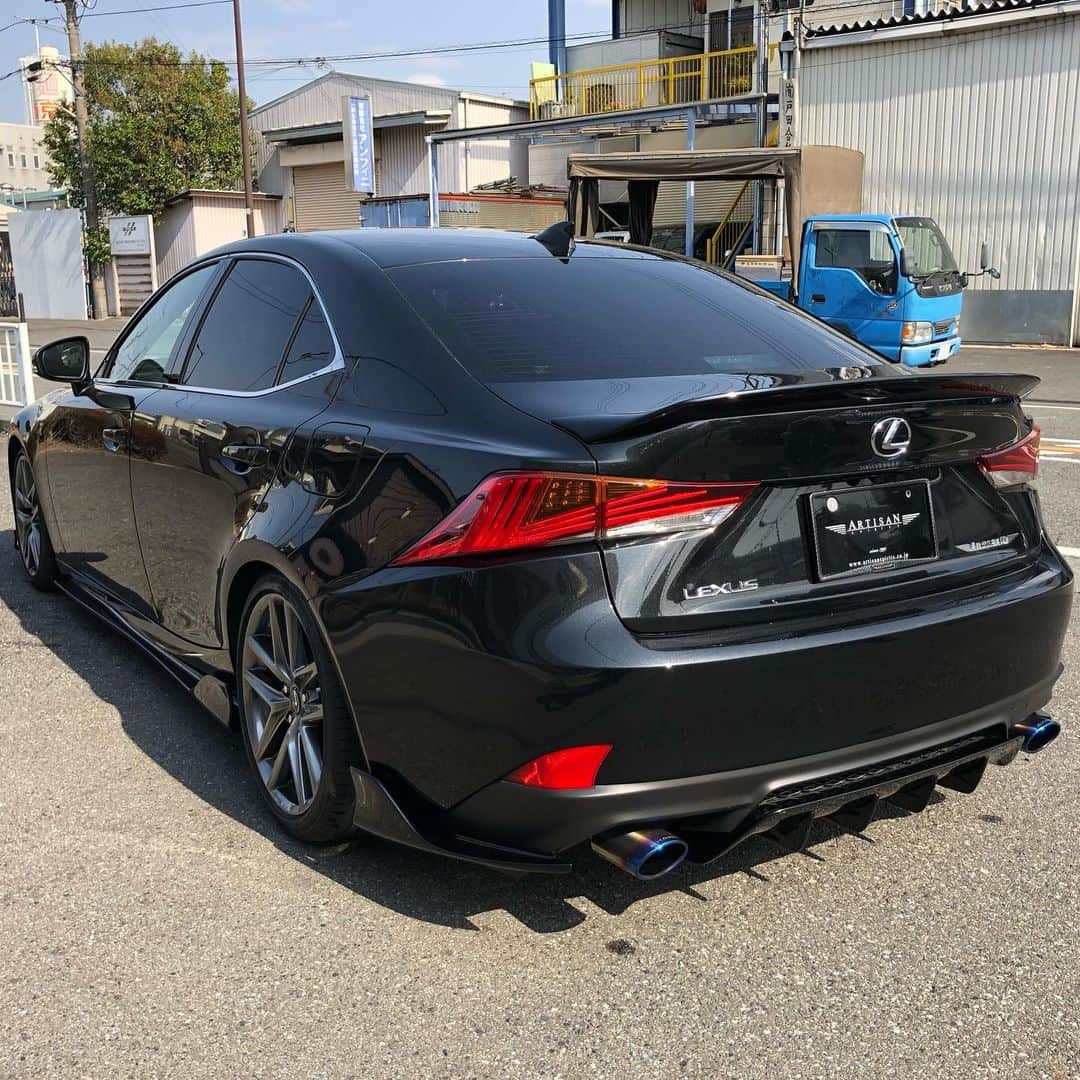 のインスタグラム：「Lexus IS200t Fsport Artisanspirits/// Sportsline blacklabel #artisanspirits #artisan #asms #as #lexus #lexusis #lexusis200t #lexusisfsport #is #is200t #isfsport #ravspecjdm #evasivemotorsports #butlertire #jworksunlimited #premierautowerkz #suvproject #kanooperformance #car_life_staff  #トラウム #車庫小舗 #nigeljdmparts #advanced_auto_performance  #mr__lexus #jackspna #ottoautoservice」