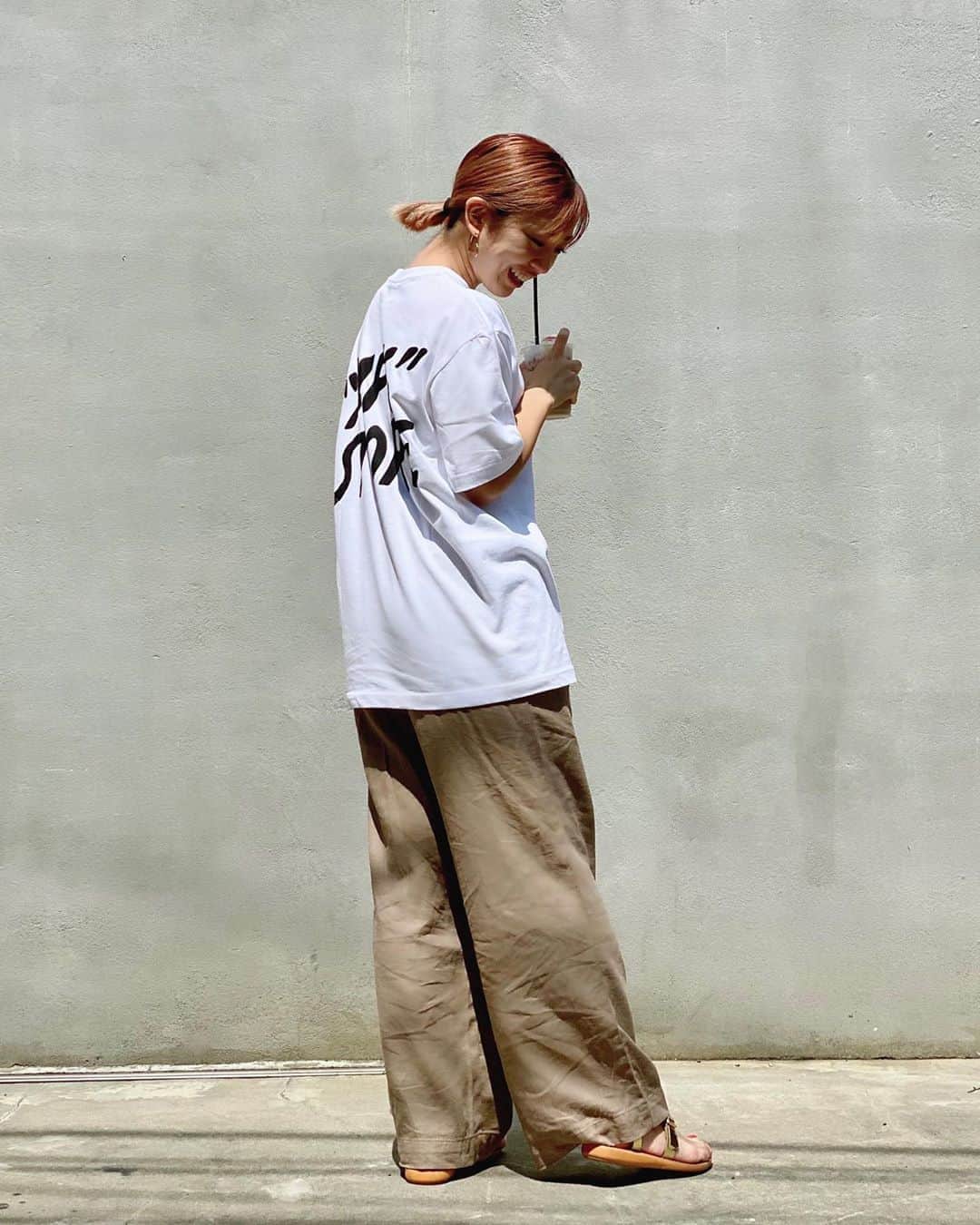 本橋優華のインスタグラム：「夏だ！ Tシャツ大好き。  #ootd#tshirt#mfcstore#pants#uniqlo#summer#2020#Tシャツ#白T#medium」