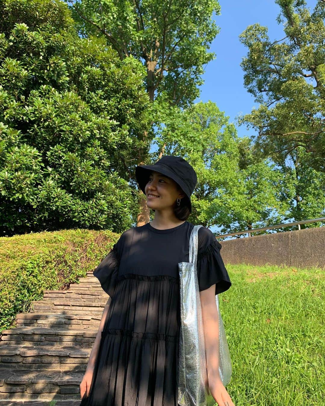 金井美樹 さんのインスタグラム写真 - (金井美樹 Instagram)「🌳👒﻿ #ootd #merryjenny #freaksstore #熱中症に注意 #😷」8月4日 20時10分 - kanaimikitea