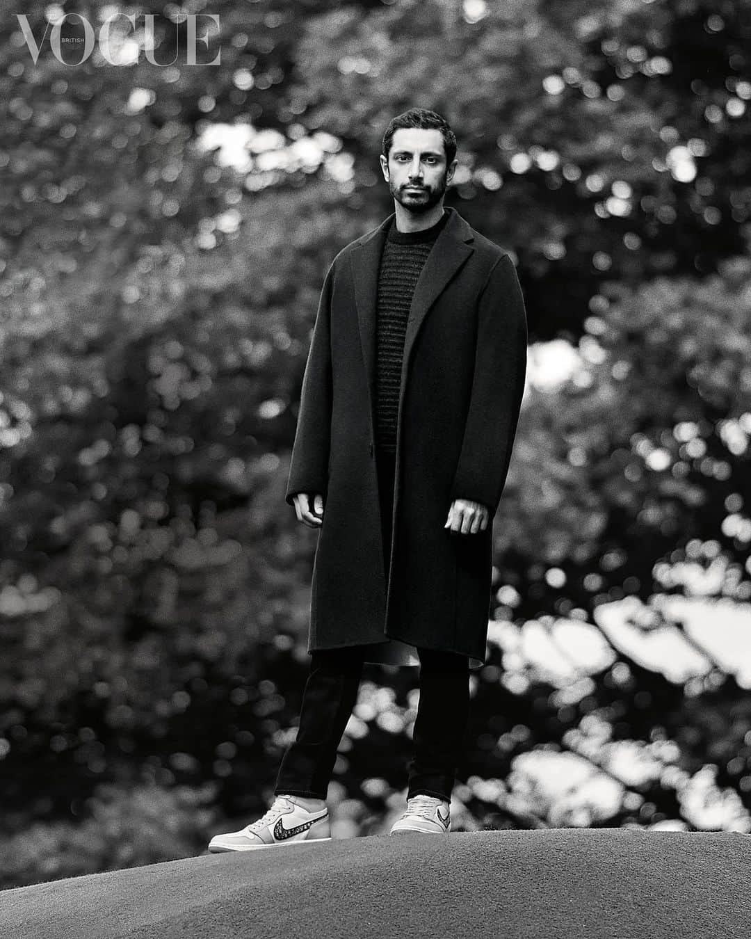 British Vogueさんのインスタグラム写真 - (British VogueInstagram)「The September 2020 issue of #BritishVogue welcomes actor, musician, director, writer and activist @RizAhmed as contributing editor. Drawing on his recent experiences playing a workaholic drummer who becomes deaf in ‘Sound Of Metal’ and a rapper whose inherent trauma paralyses him in ‘Mogul Mowgli’, a film he wrote and stars in, in the new issue Ahmed writes candidly about losing two family members during the coronavirus pandemic and what he’s learned from lockdown, as well as remembering the lives of George Floyd, Belly Mujinga and Shukri Abdi. Read the poignant essay in the new issue, on newsstands and available for digital download Friday 7 August. #VogueHope  #RizAhmed photographed by @MisanHarriman and styled by @DenaGia.」8月4日 20時16分 - britishvogue