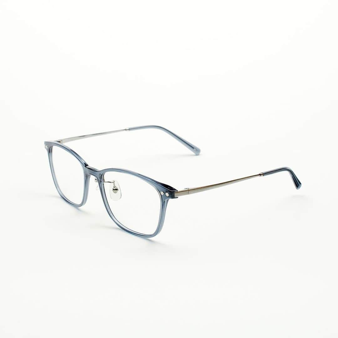 JINS公式さんのインスタグラム写真 - (JINS公式Instagram)「JINS会員限定 JINS Switch_20%OFF実施中〜8月31日(月)迄  . JINS Switch -Trend- UUF-20S-112_￥10,000+税 . .  #jins #jins_global #jins20ss #eyewear #glasses #optical #sunglasses#サングラス#ジンズ #メガネ #めがね #眼鏡 #JINSメガネ #ジンズメガネ #👓#メガネ好き #眼鏡好き #めがね好き #アイウェア #eyeglasses #メガネ女子 #メガネコーデ#🕶#夏コーデ#ジンズスイッチ#jinsswitch#めがね男子」8月4日 20時23分 - jins_japan