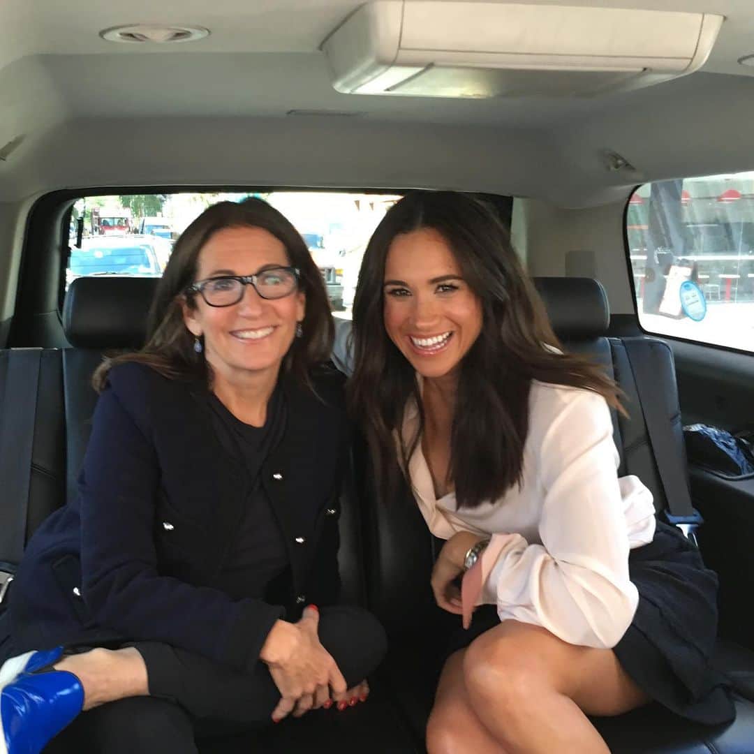 ボビー・ブラウンのインスタグラム：「Happy Birthday to #meghanmarkle who was such a joy to work with. Sweet, cool and so funny. At the time of the shoot she was telling me about a fellow she had just started to date from the UK. I didn’t ask who. Saw them again at a very special @sohohouseamsterdam birthday day. Sweet as always. Photo @jakerosenberg @coveteur」