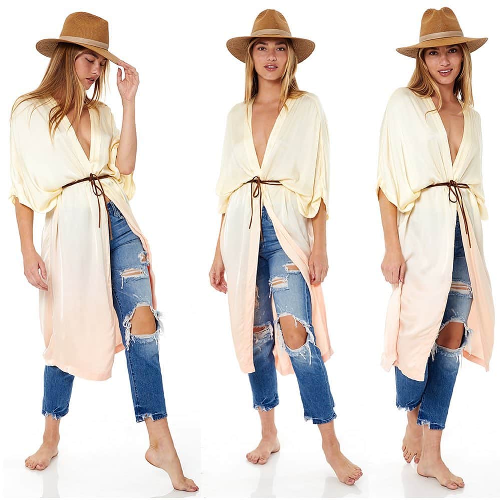 ヤング・ファビュラス&ブロークのインスタグラム：「All you have to do is wear things that make you feel fabulous!  Shop New Arrivals Today.  . . . #yfb #youngfabulousandbroke #yfbabes #taptoshop」