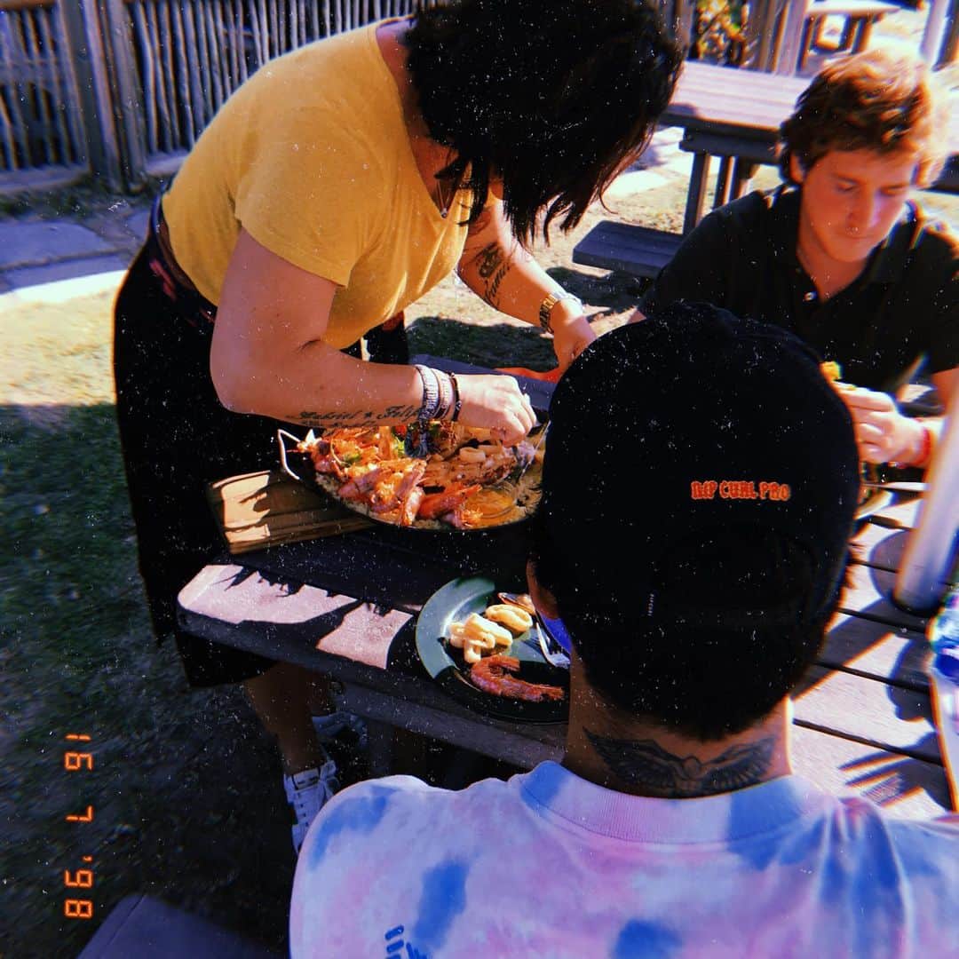 ガブリエル・メディーナのインスタグラム：「//. 😋」