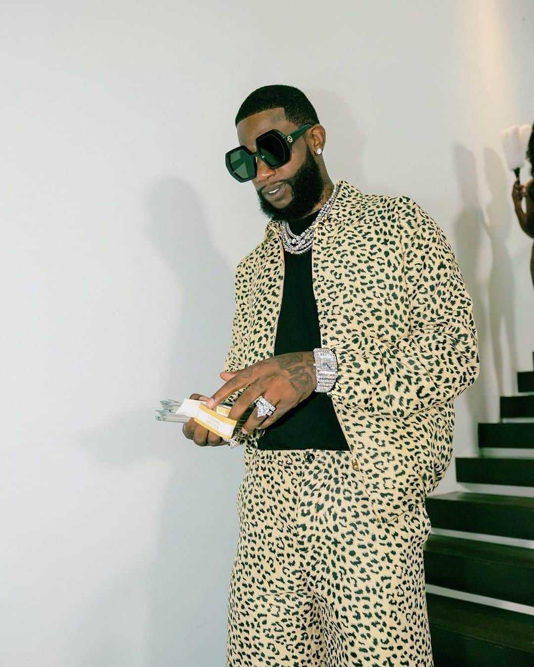 グッチ・メインのインスタグラム：「Handling My Business 💰🥶」