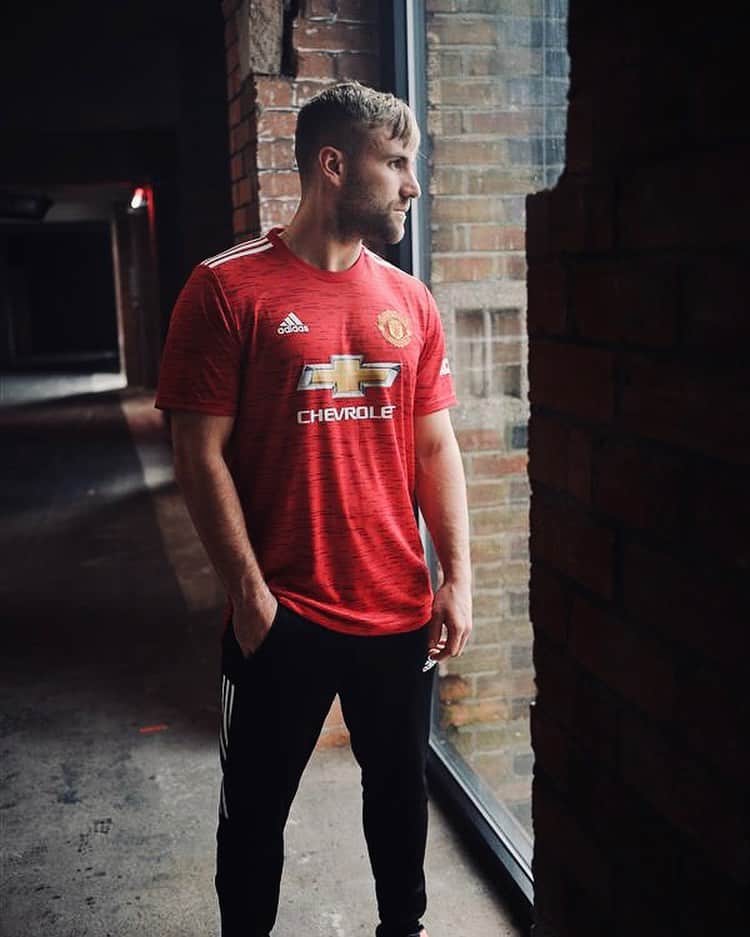 のインスタグラム：「New home kit 😍 @manchesterunited @adidasfootball #ReadyForSport #createdwithadidas」