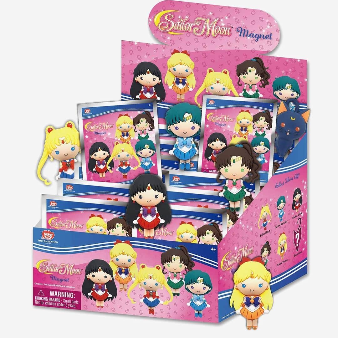 Sailor Moonさんのインスタグラム写真 - (Sailor MoonInstagram)「✨🌙 Sailor Moon magnet blind bags available from @hottopic! 🌙✨  #sailormoon #セーラームーン」8月4日 23時00分 - sailormoon_sc