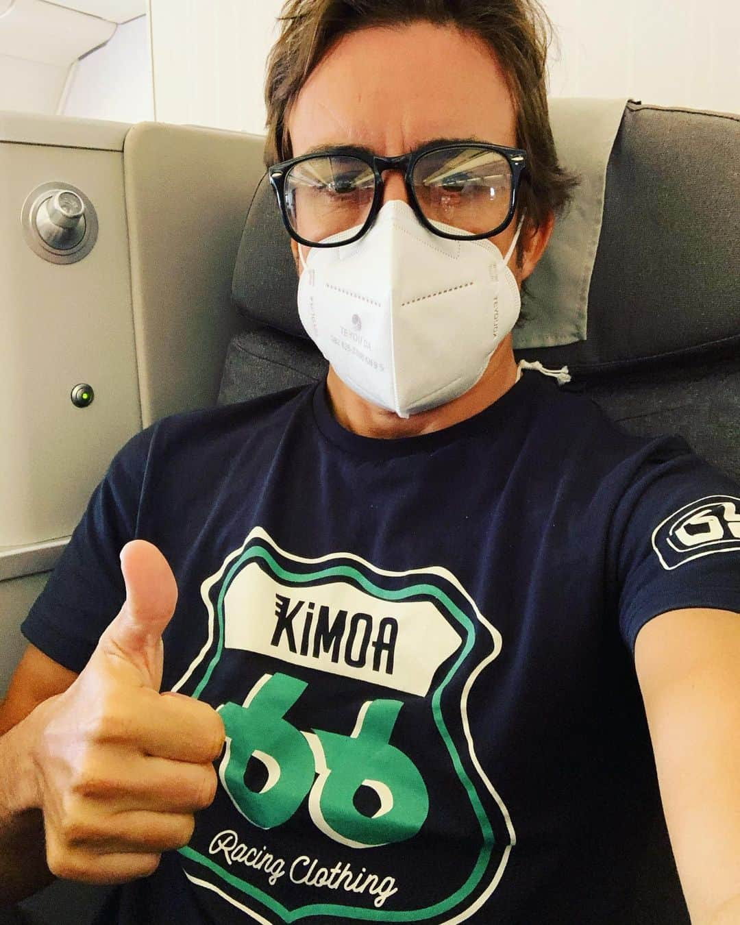 フェルナンド・アロンソさんのインスタグラム写真 - (フェルナンド・アロンソInstagram)「Off to @indianapolismotorspeedway . ✈️ 🇺🇸 #indy500 #660 @kimoa」8月4日 23時18分 - fernandoalo_oficial