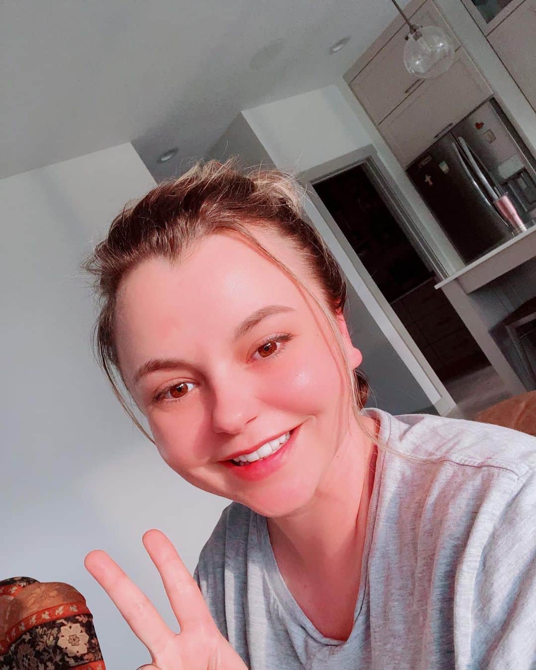 のインスタグラム：「‪Took this for one of my new and quickly rising favorite texting buddies & thought it was cute & asked him if I could share the pic I took for him on my social. The sunset was epic yesterday. ‬」