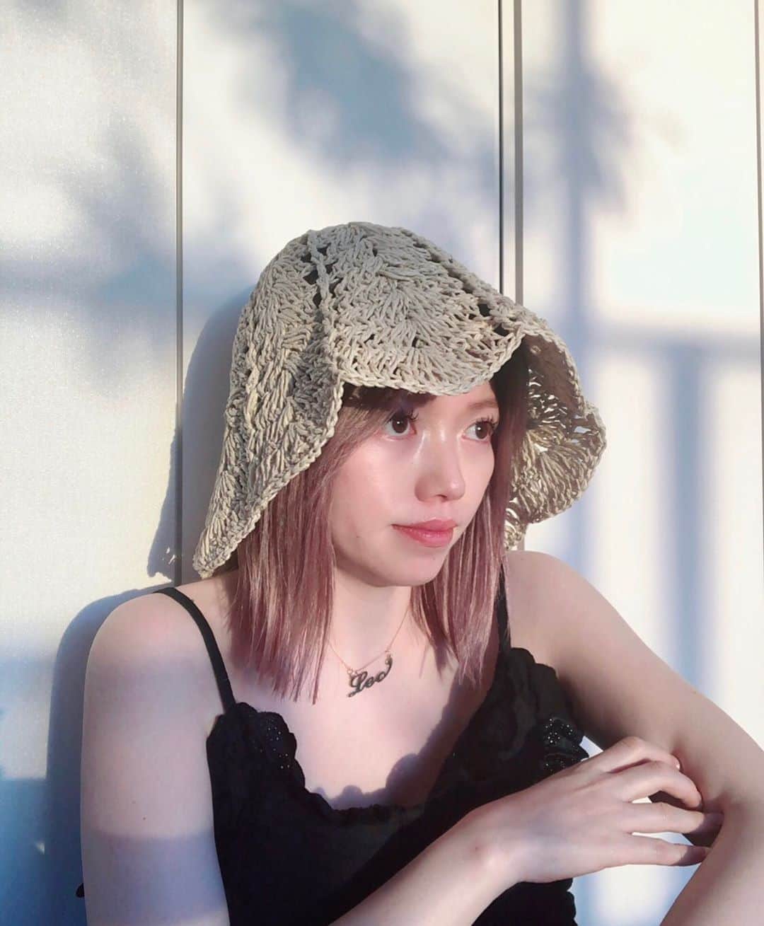 山脇道子のインスタグラム：「髪色悩み中🙄🌴」
