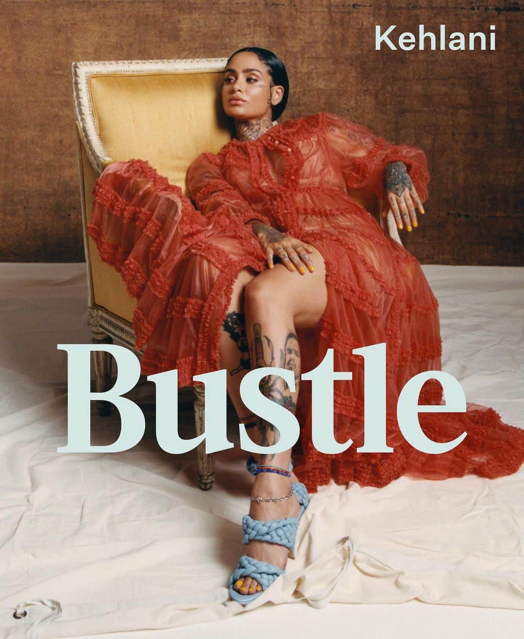 ケラーニさんのインスタグラム写真 - (ケラーニInstagram)「Adeya Nomi’s mom for @bustle 🍯 Photographer: @micaiahcarter   Stylist: @yashuasimmons Art Director: @ehover Set Designer: @betteradams Hair: @kahhspence  Makeup: @pircillapae  Manicure: @masterweenay Fashion Director: @tiffanyreid Writer: @sylviaobell  VP of Creative: @karen.hibbert Booking: @specialprojectsmedia」8月5日 0時03分 - kehlani