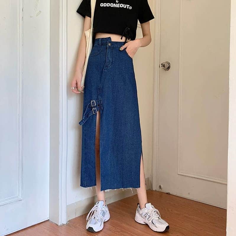 SweetHeart ショップさんのインスタグラム写真 - (SweetHeart ショップInstagram)「ハイウエスト ウエストベルト デニムスカート SHQ500301  (￥2,680)  新作アイテムか 入荷  #ストッキング #パンスト #足フェチ #美脚 #美脚美人 #美脚女子 #脚フェチ #脚 #ストッキング着用 #タイツフェチ #タイツコーデ #美脚になりたい #美脚すぎ #太もも #ミニスカート #ミニスカートコーデ #ヒール #ストッキングフェチ #デニムスカート #スリット」8月5日 0時44分 - sweetheartstore0711