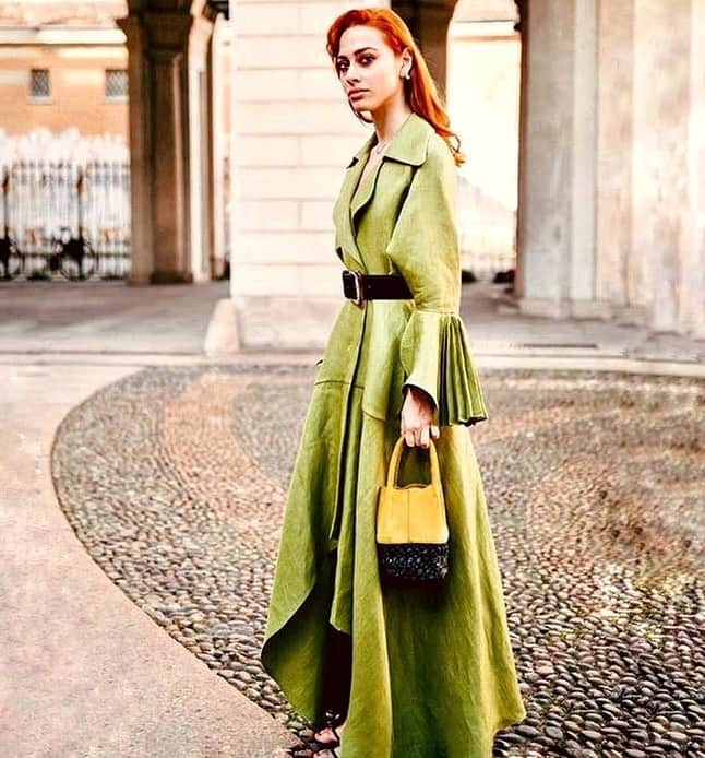 ジェニーさんのインスタグラム写真 - (ジェニーInstagram)「Romantic and sophisticated elegance. Total green look is a must-have for this summer.   #GennyFriends #Genny #MadeinItaly」8月5日 0時53分 - gennyofficial