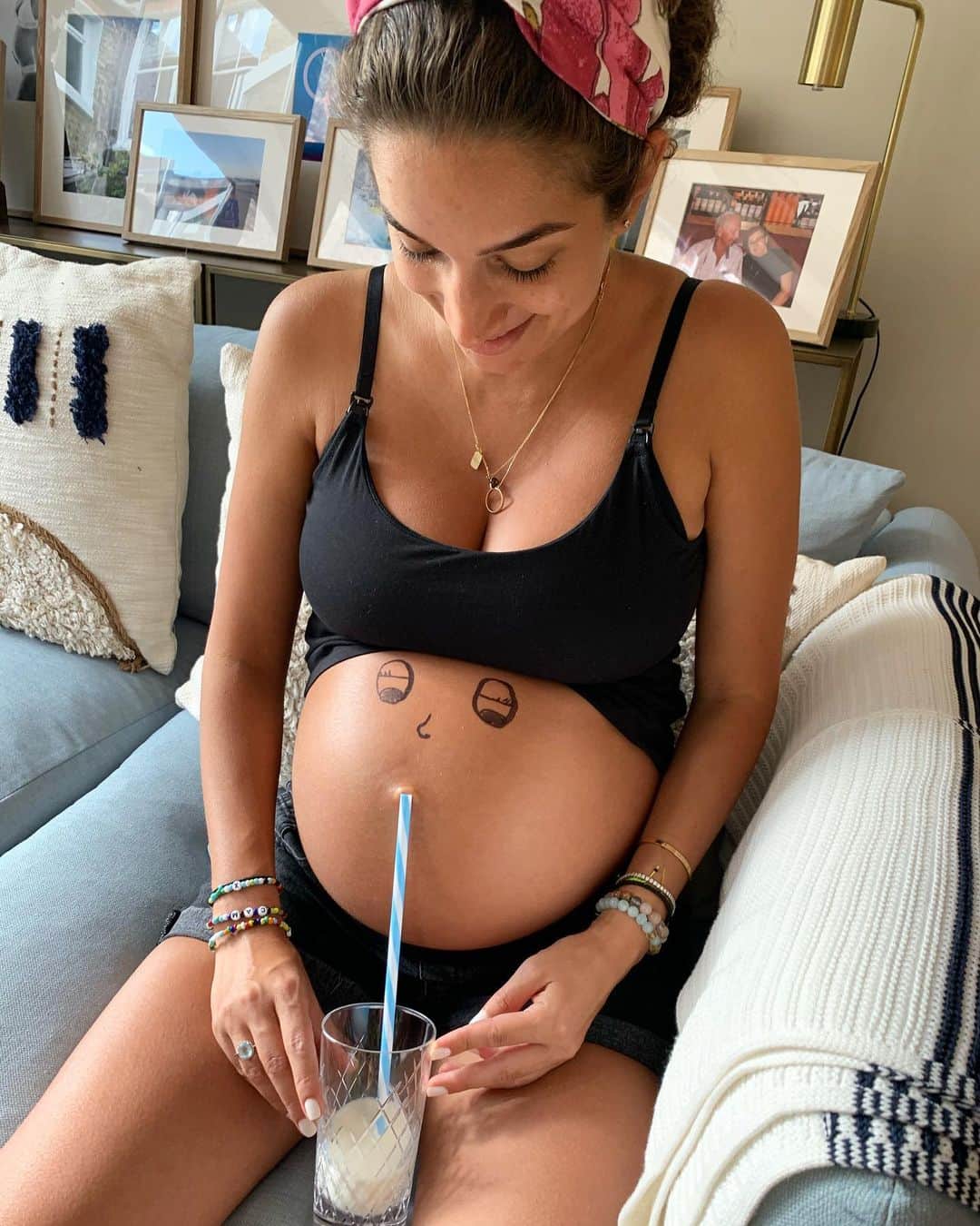 キャメロン・ファンデルバーグのインスタグラム：「Anyone have some Oreos for the little man?」