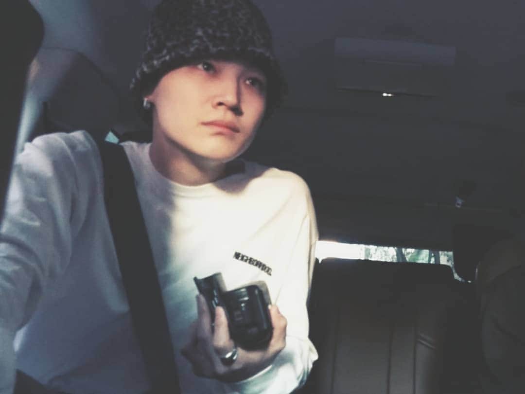 JB のインスタグラム：「📸」