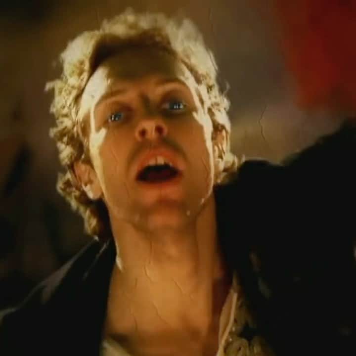 Coldplayのインスタグラム：「#OnThisDay in 2008, the official video for Viva La Vida went live! What's your best memory of that song? #Coldplay」