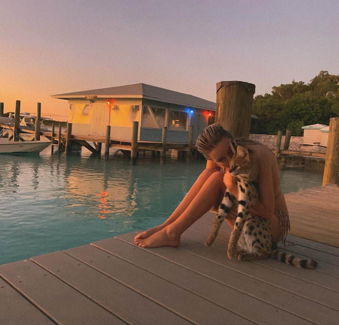 のインスタグラム：「Sweet boy 🤍」