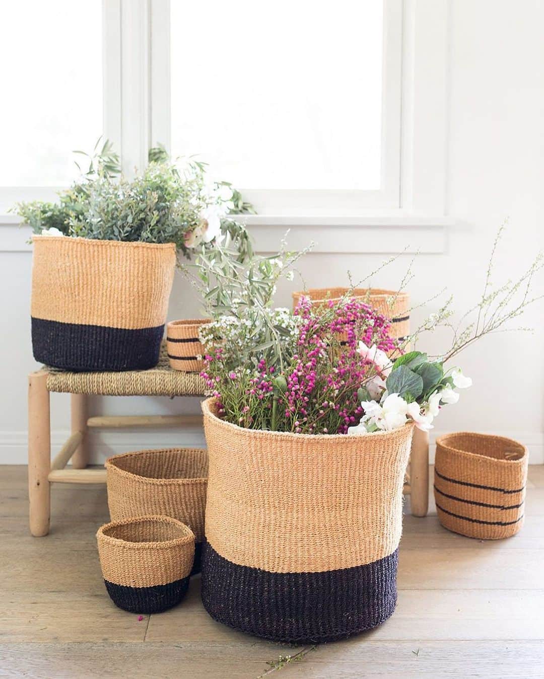 The Little Marketさんのインスタグラム写真 - (The Little MarketInstagram)「Your favorite baskets are back in stock! Make these versatile hand-woven baskets a storage staple in your home by mixing and matching various sizes, colors, and patterns to curate your own personalized collection. Link in bio to shop.」8月5日 4時05分 - thelittlemarket