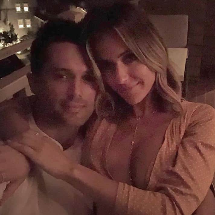 Just Jaredさんのインスタグラム写真 - (Just JaredInstagram)「@kristincavallari shared a photo of her with @stephencolletti! If you don’t know, the pair dated during their hit reality show “Laguna Beach” back when they were teens! #KristinCavallari #StephenColletti Photo: @kristincavallari」8月5日 5時21分 - justjared