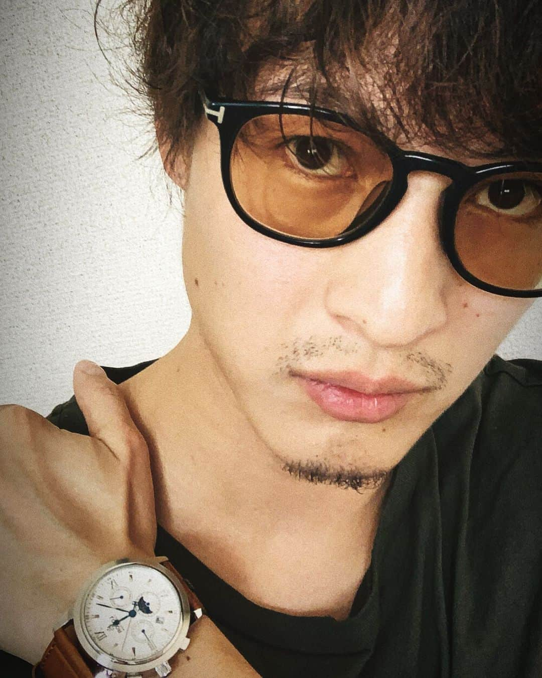 シュネルさんのインスタグラム写真 - (シュネルInstagram)「新しい時計⌚️﻿ ﻿ ﻿ #fashion #lobor  #腕時計 #時計  #シュネルグラム」8月5日 15時18分 - schnell_solidemo