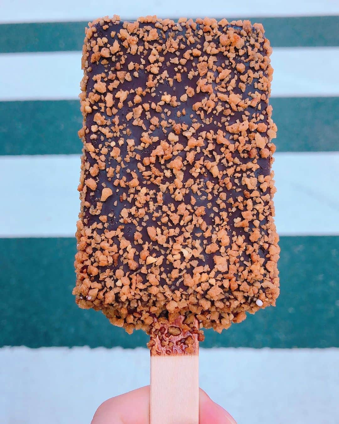 中山来未のインスタグラム：「🍦🎬　  どんな水曜日お過ごしですか❓」