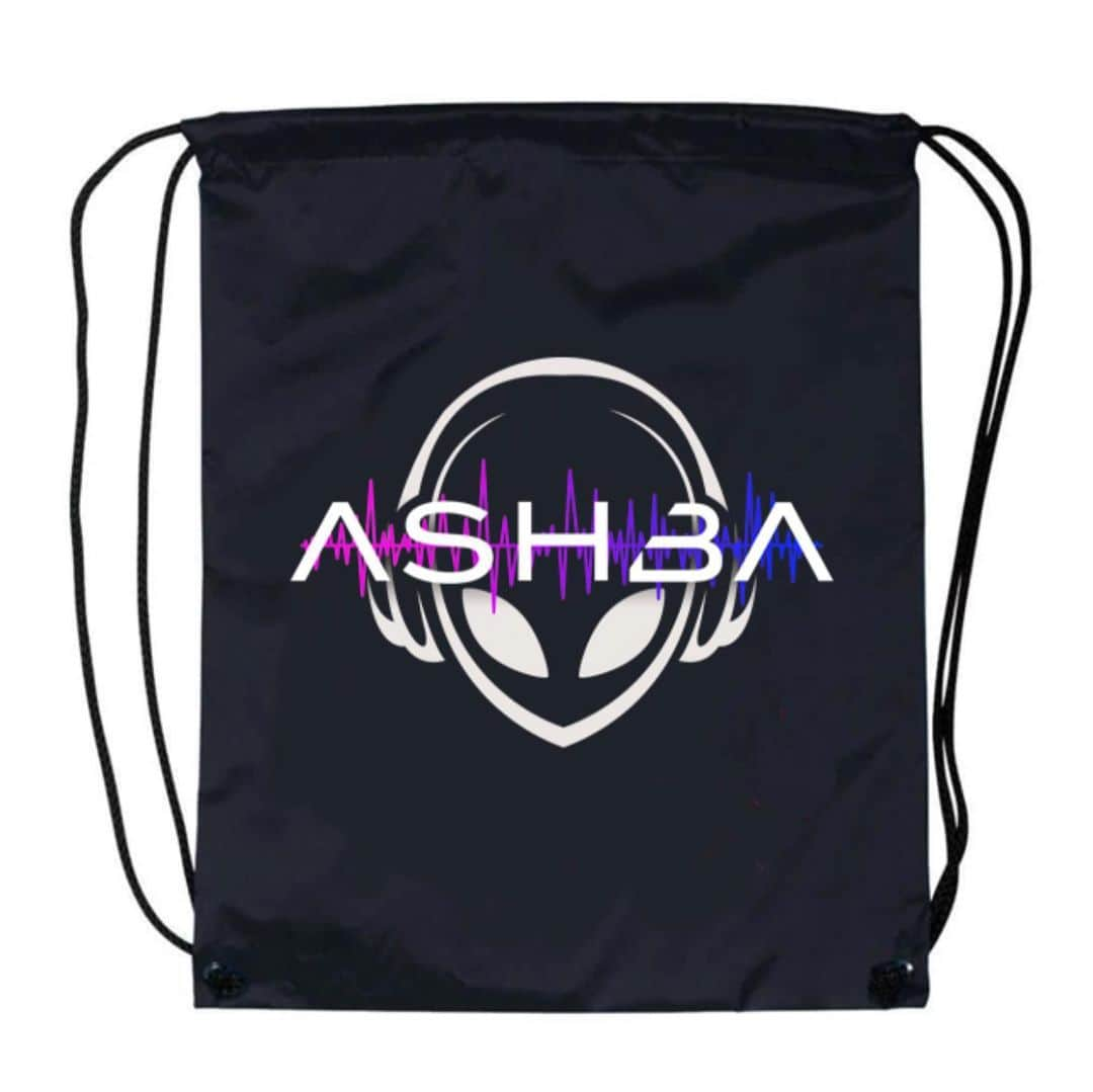 DJアシュバさんのインスタグラム写真 - (DJアシュバInstagram)「Take a load off!! 😉 Drawstring Bags now available! www.ashbaclothing.com ASHBA - Hypnotic (feat. Cali Tucker) Drops Aug. 14th 🔥🔥🔥」8月5日 7時59分 - ashba