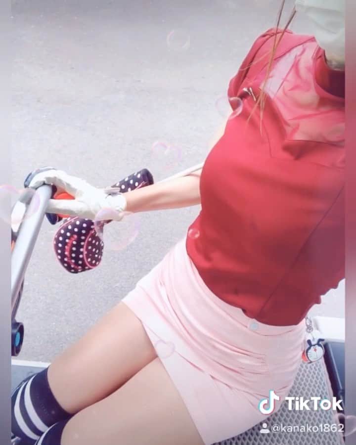 のインスタグラム：「おはようございます☀️✨﻿ ﻿ この度、大好きなゴルフウェア @j.jane_japan ﻿ のアンバサダーチーム﻿ j.jane GIRLS 札幌 のリーダーをkanaがさせて頂くことになりました✨✨﻿ ﻿ この可愛いゴルフウェア北海道から﻿ 世界にどんどん拡がっていけるように﻿ これからも、可愛くゴルフウェアの着こなしや 活動を、頑張っていきたいと思います🙊💕﻿ ﻿ 今月末あたりから、j.janeのゴルフウェア着用のkanaとの女子コンペなども﻿ 開催して行きたいなっておもってます🤟✨﻿ 楽しみだなぁ🥰﻿ ﻿ #韓国ゴルフウェア﻿ #j.janeアンバサダー﻿ #ゴルフウェア #ゴルフウェアコーデ﻿ #ゴルフ女子 #北海道ゴルフ女子﻿ #札幌ゴルフ #ゴルフウェア好き #可愛いゴルフウェア #ゴルフラウンドガール #」