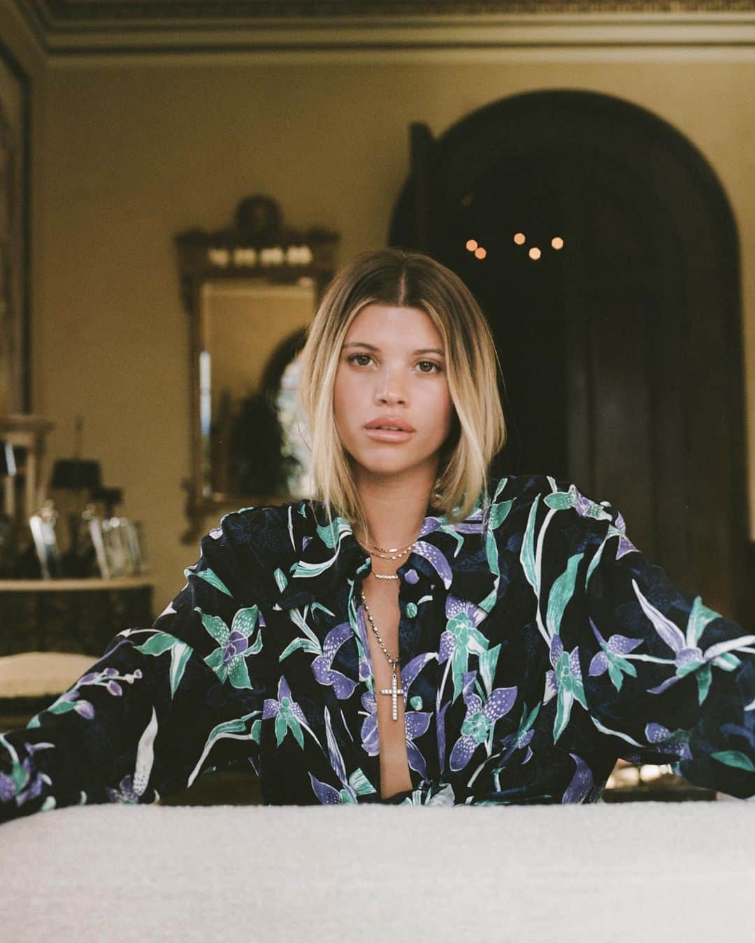 ソフィア・リッチーのインスタグラム：「Changed out of sweatpants and I have pics to prove it」