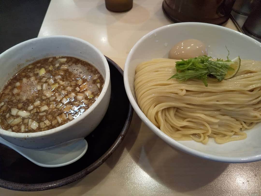 TAJIRIのインスタグラム：「best tsukemen ever.#seimenya #osaka #清麺屋」