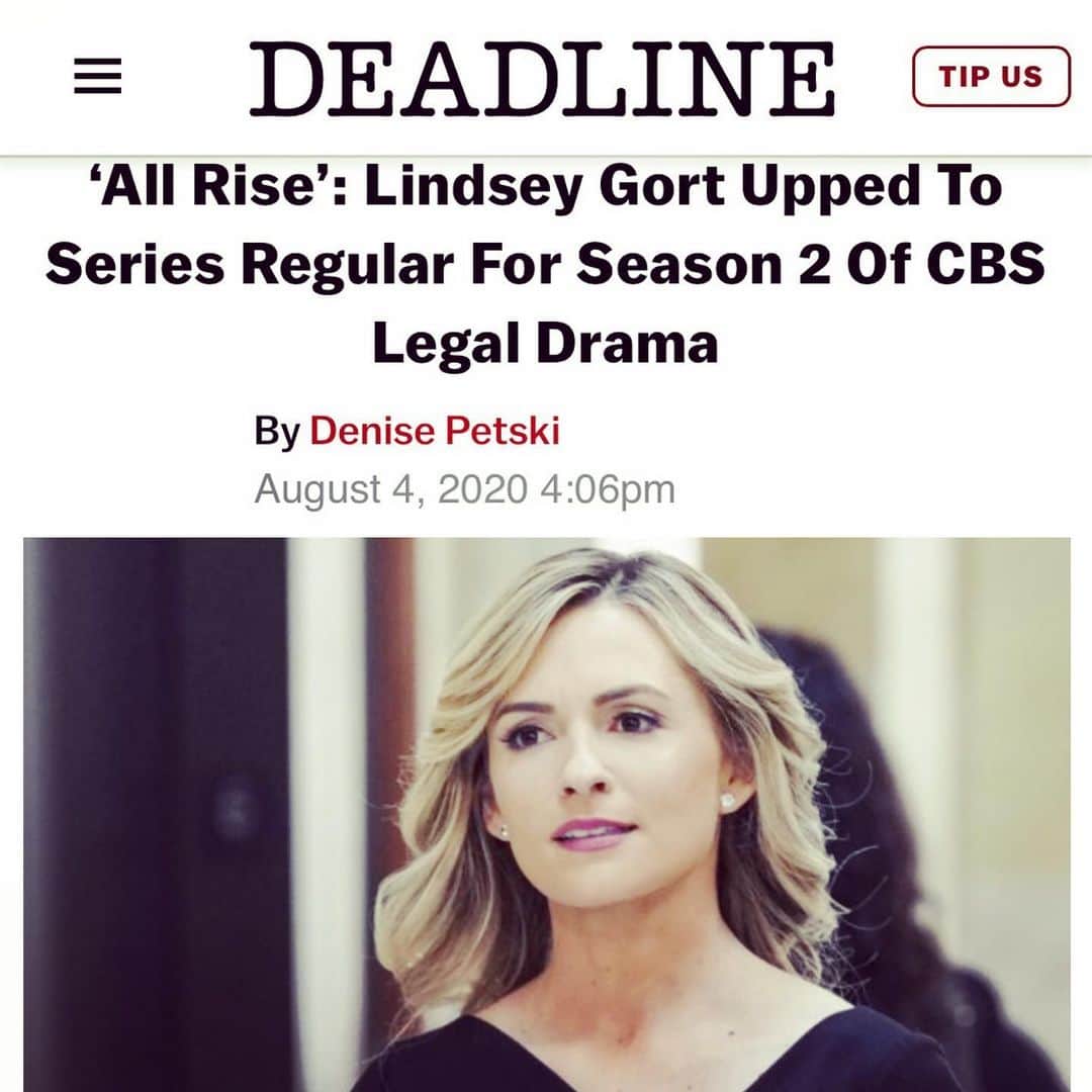 リンジー・ゴートのインスタグラム：「life can be pretty spectacular. overwhelmingly grateful to be an official member of @allrisecbs. i have loved this part from the moment the audition came to my inbox, and have had a death grip on it ever since. the cast, the crew, the creators, the producers, the writers- everyone went out of their way to make me feel like part of the family from day 1, now it’s just official. can’t wait to get back in the courtroom. also Breonna Taylor’s murderers are still free. #allrise #allrisecbs」