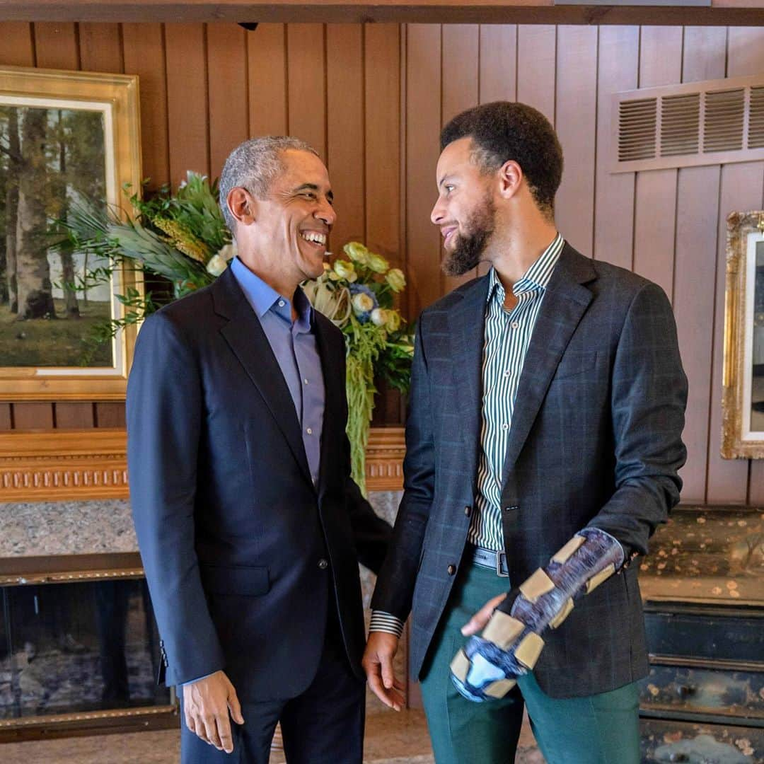 ステフィン・カリーさんのインスタグラム写真 - (ステフィン・カリーInstagram)「Happy Birthday 44! @barackobama..... I know, I’m pretty funny right?????」8月5日 9時36分 - stephencurry30