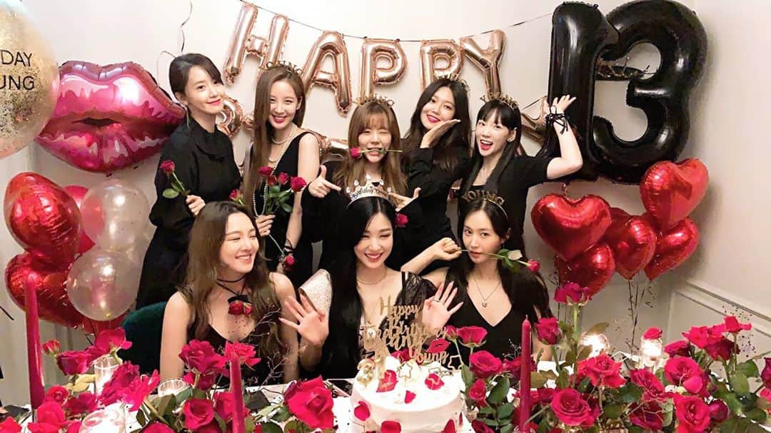 のインスタグラム：「소녀시대야~ 13주년 참으로 축하해!!!! 함께 해준 소원.. 고마워요~ 덕분에 가끔은 험난한 길을 즐겁고 행복하게 걷고 있어요!! 계속 옆에서 함께 해줘요~ 우리의 청춘, 우리의 벅찬 기쁨. 모두의 소녀시대♡ 앞으로도 계속계속 오래오래 함께해요~!!! #GG4EVA #13YearsWithGirlsGeneration #GirlsGeneration13thAnniversary #13SummersWithGG #13년째_지금은_소녀시대 #앞으로도소녀시대 #영원히소녀시대 #고마워요소원」