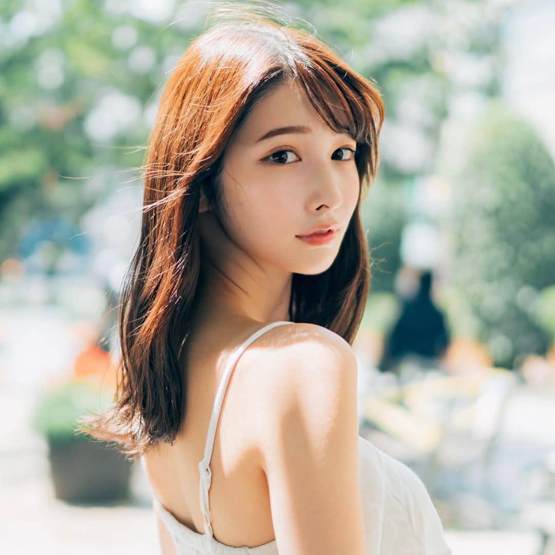伊藤朱里のインスタグラム：「お久しぶりです🌝」