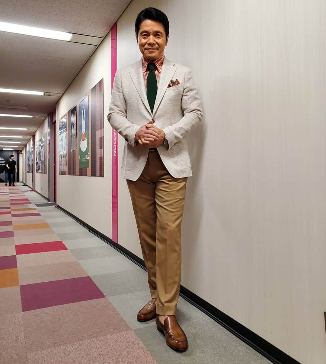 峰竜太のインスタグラム：「#バイキング#jacket #tagliatore #shits #liverano_liverano #tie#marinella #pants #Rota #shoes #berluti」