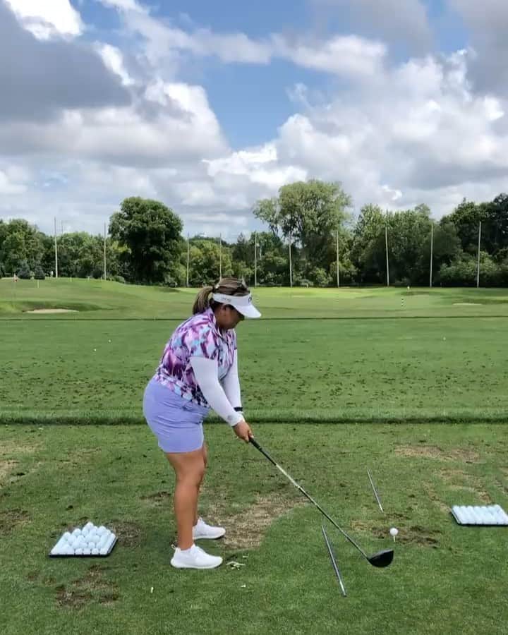 リセット・サラスのインスタグラム：「💜💜 @pingtour」