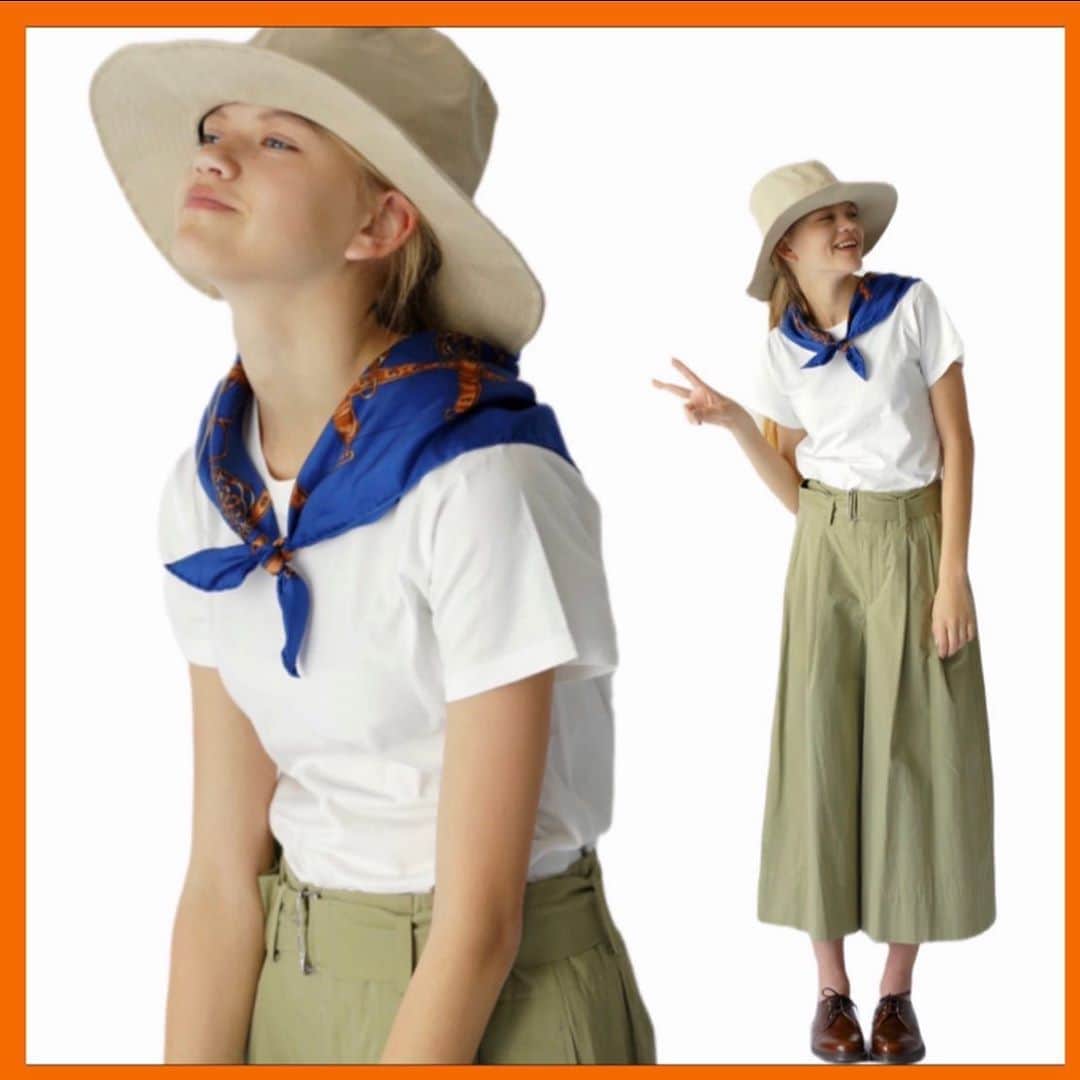 CLUÉLmagazineさんのインスタグラム写真 - (CLUÉLmagazineInstagram)「白Tとベージュパンツの何気ないコーディネートに、色鮮やかな青のスカーフとバケットハットをプラスすればサファリ風ルックにスタイルチェンジ♡ 夏のコーデは小物で着こなしを印象付けて💐  ・・・・・・・・・・・・・・・・・・・・・・・・・・ #cluel #クルーエル #cluelmagazine #クルーエル女子 #fashion #ファッション好き #おしゃれ #グッドガール  #白T #バケットハット #スカーフ女子 #ベージュパンツ #レースアップシューズ #夏コーデ #サファリルック  こちらのアカウントもフォローしてね！ @cluel_homme @navys_magazine」8月5日 12時28分 - cluelmagazine